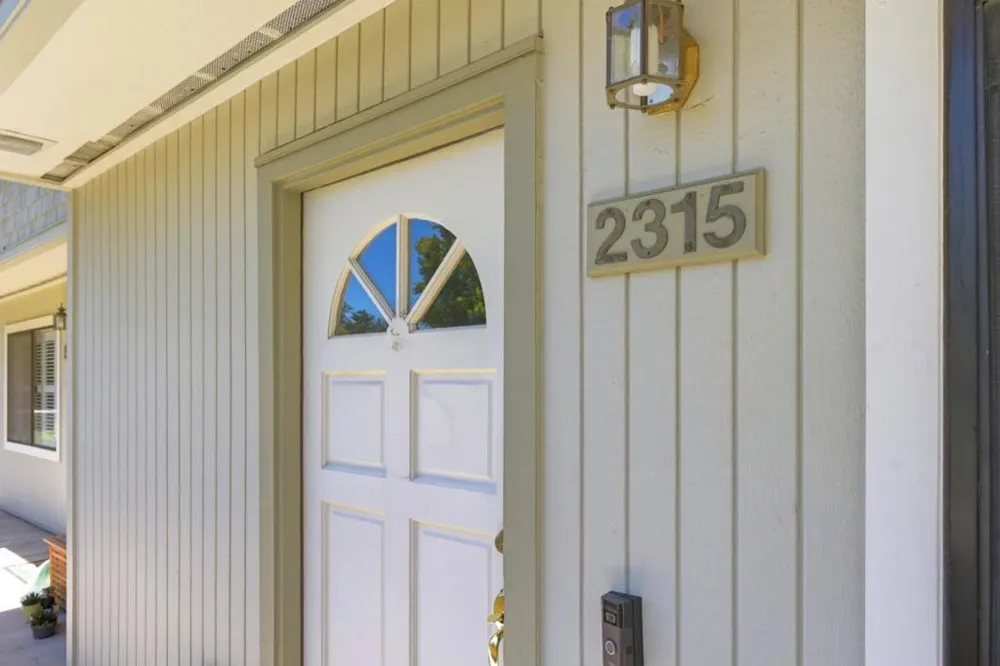 2315 Sharon Road Menlo Park, CA 94025