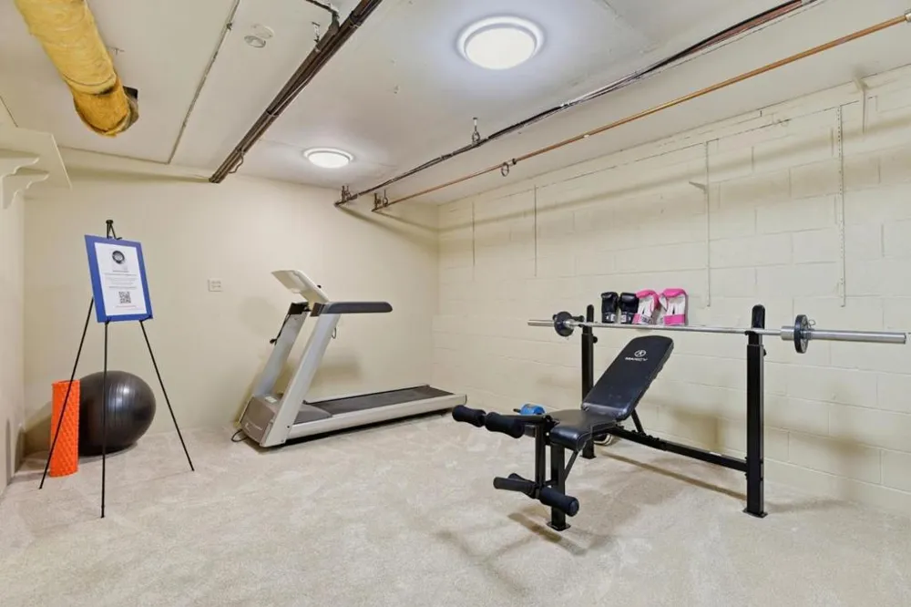 2315 Sharon Road Menlo Park, CA 94025