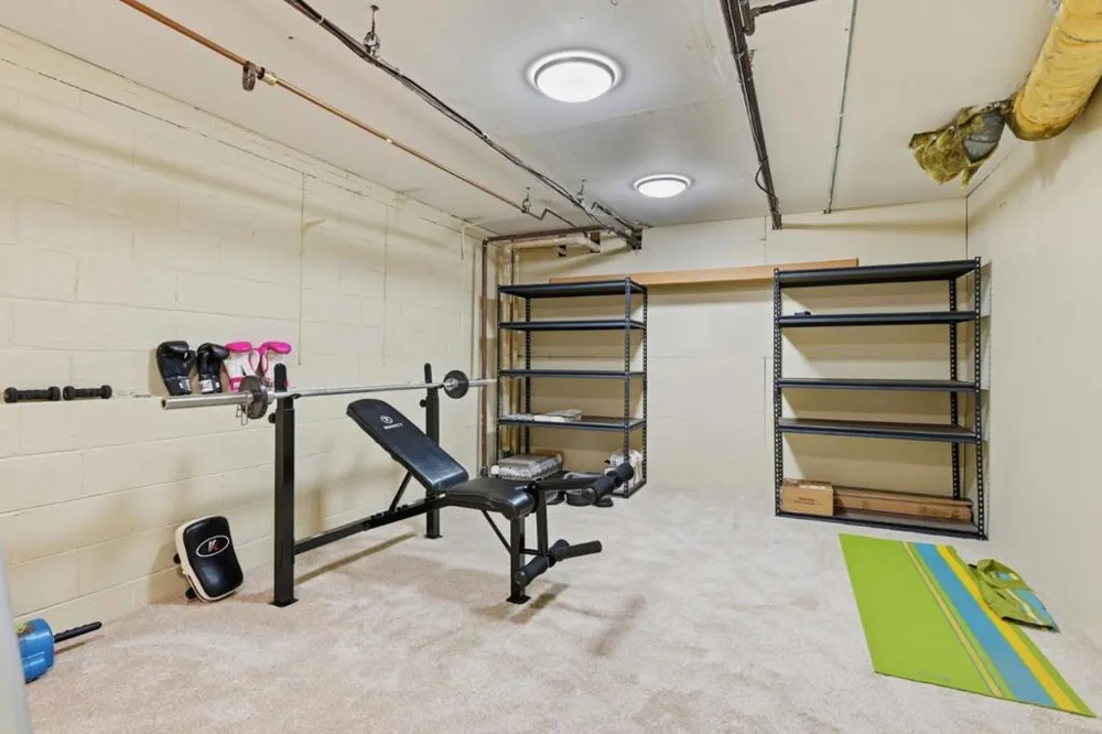 2315 Sharon Road Menlo Park, CA 94025