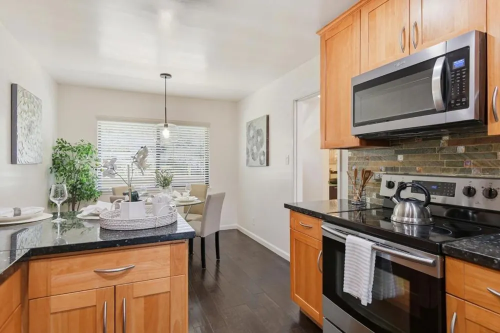 2315 Sharon Road Menlo Park, CA 94025