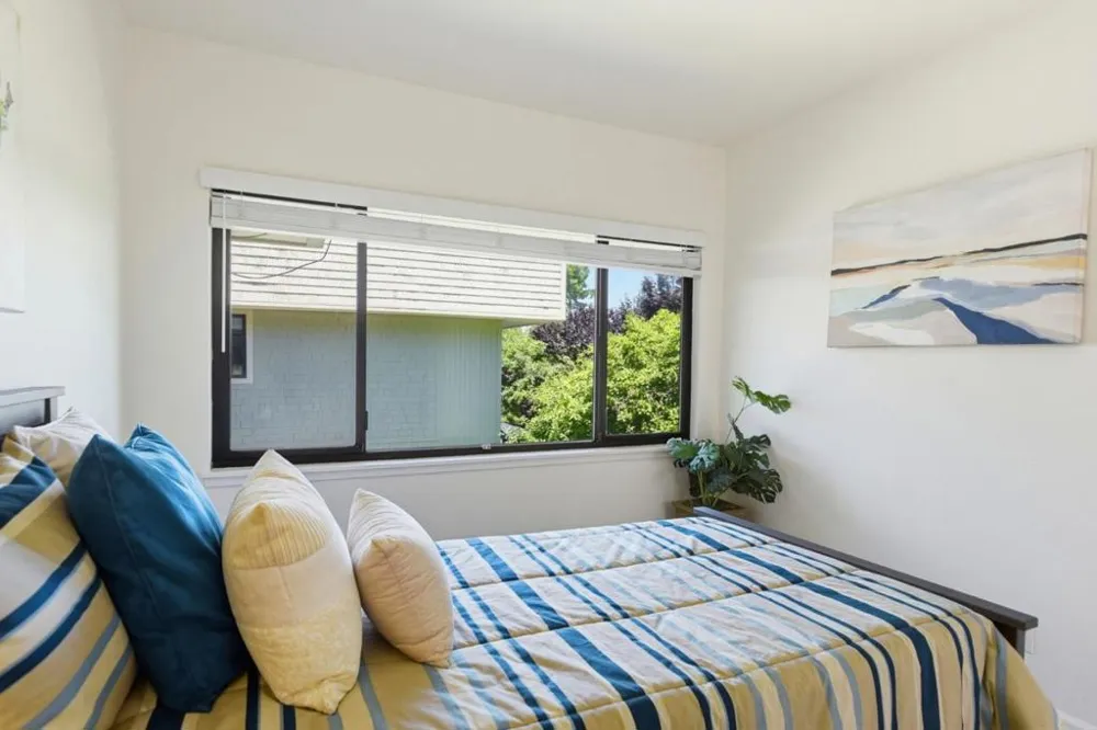 2315 Sharon Road Menlo Park, CA 94025