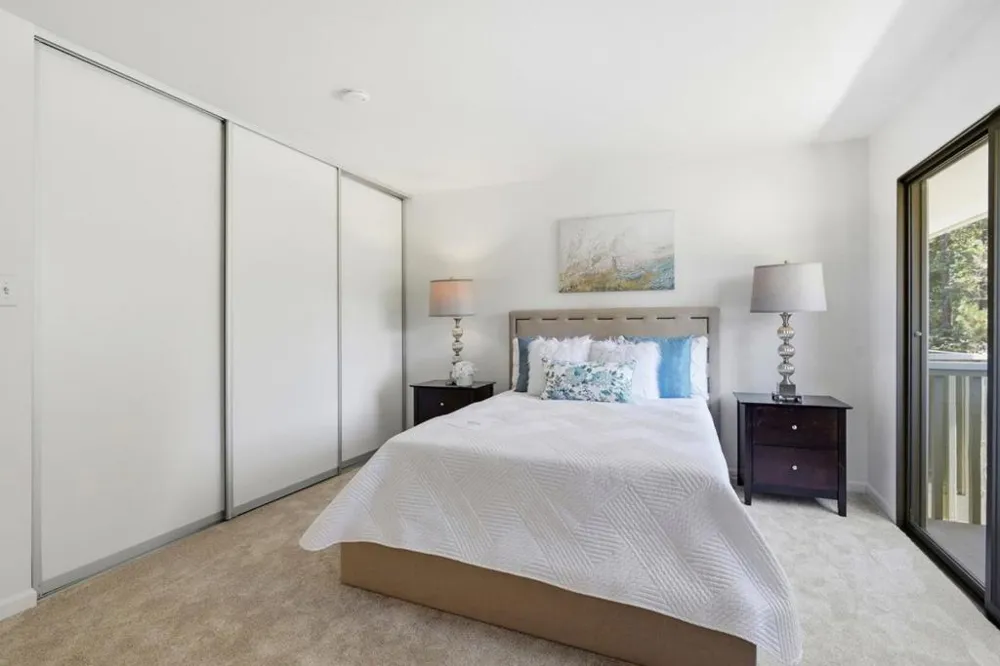 2315 Sharon Road Menlo Park, CA 94025