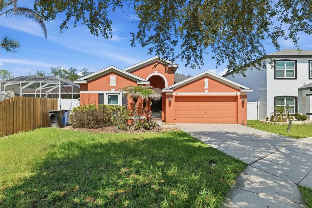 704 PARSONS POINTE ST Seffner, FL 33584