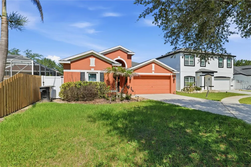 704 PARSONS POINTE ST Seffner, FL 33584
