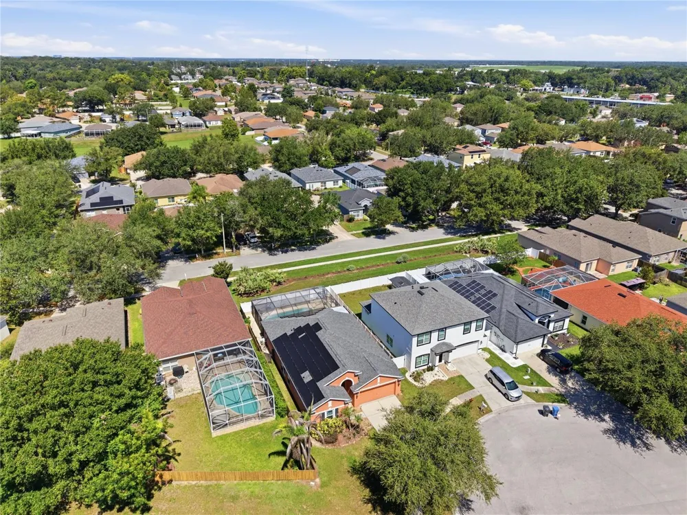 704 PARSONS POINTE ST Seffner, FL 33584