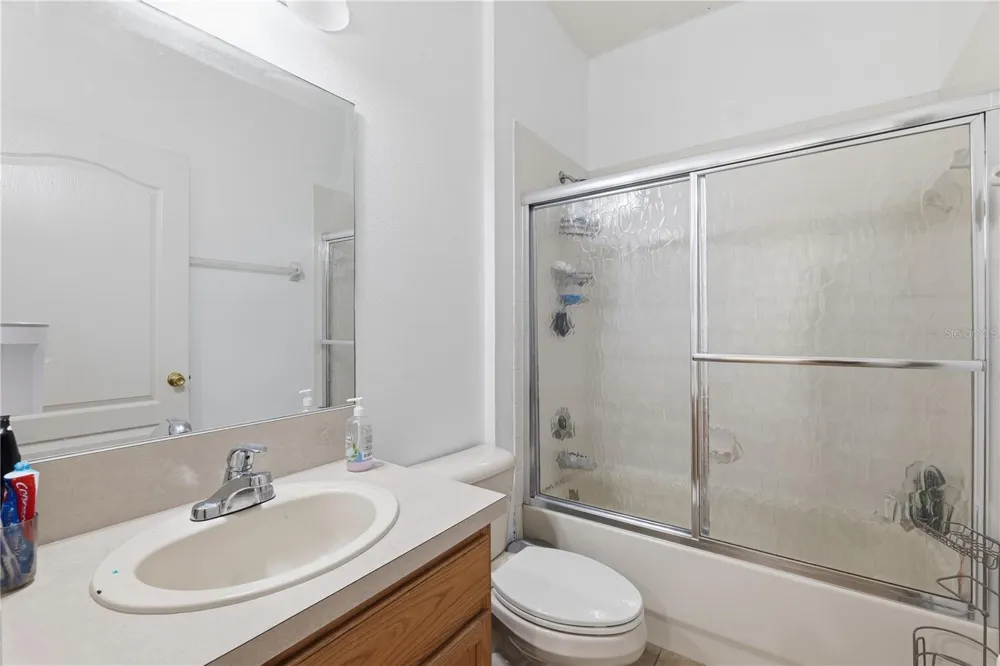 704 PARSONS POINTE ST Seffner, FL 33584
