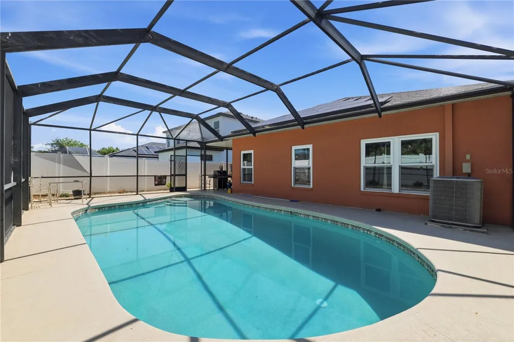 704 PARSONS POINTE ST Seffner, FL 33584