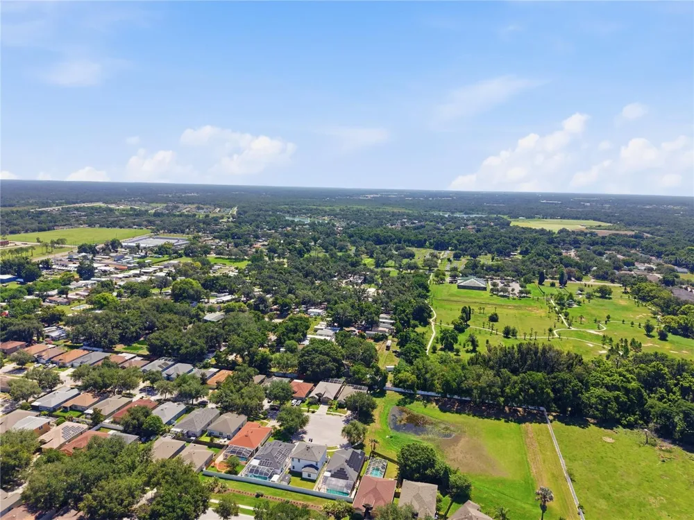 704 PARSONS POINTE ST Seffner, FL 33584