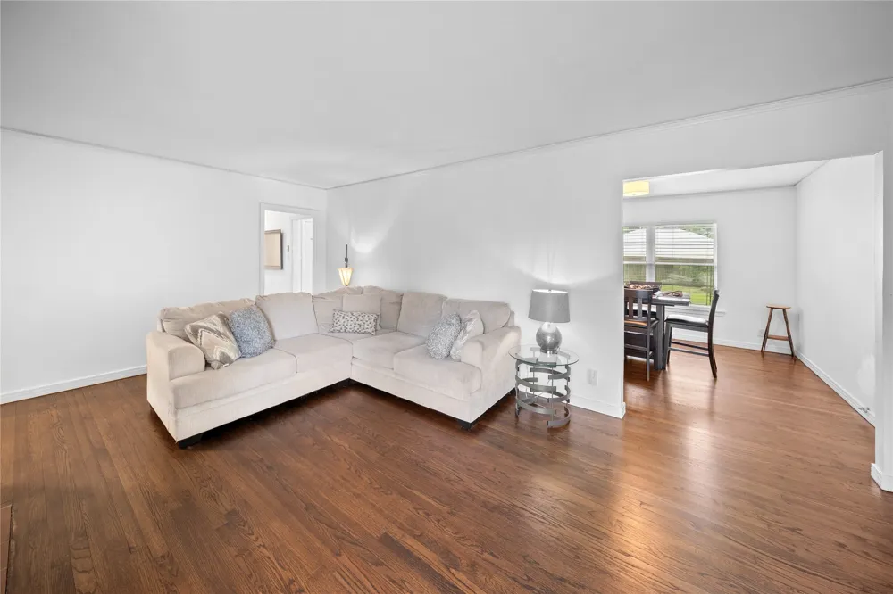 2717 Crestview Street Tyler, TX 75701