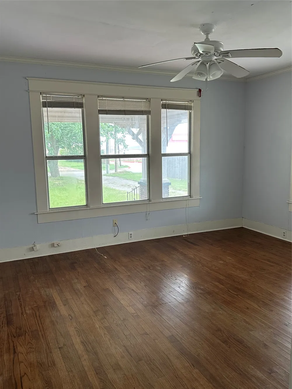 509 Ross Avenue Mexia, TX 76667