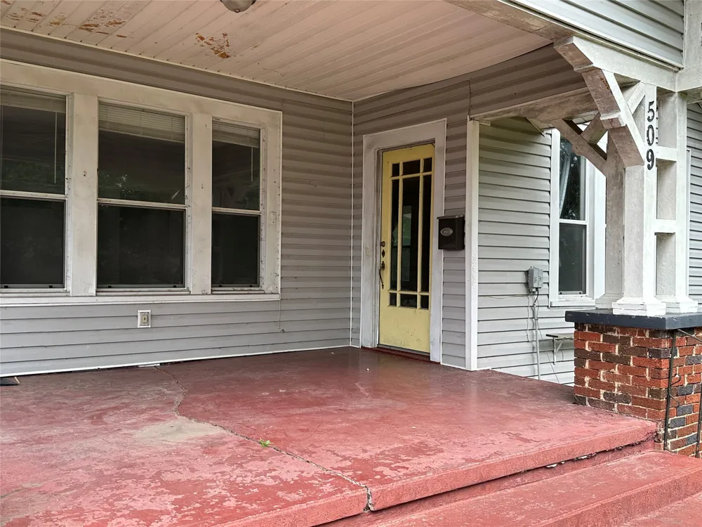 509 Ross Avenue Mexia, TX 76667