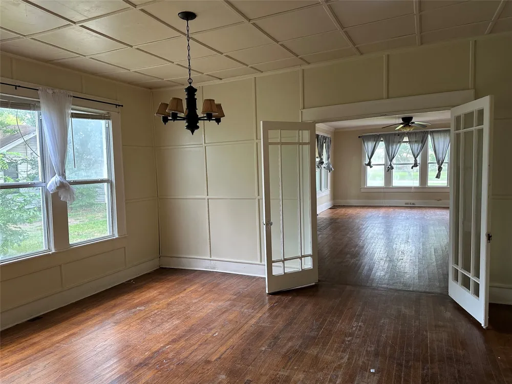 509 Ross Avenue Mexia, TX 76667