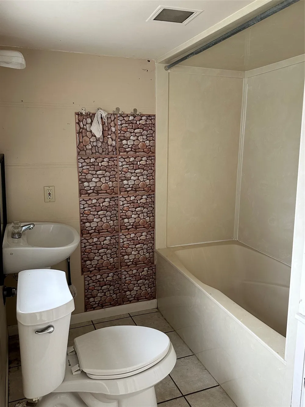 509 Ross Avenue Mexia, TX 76667