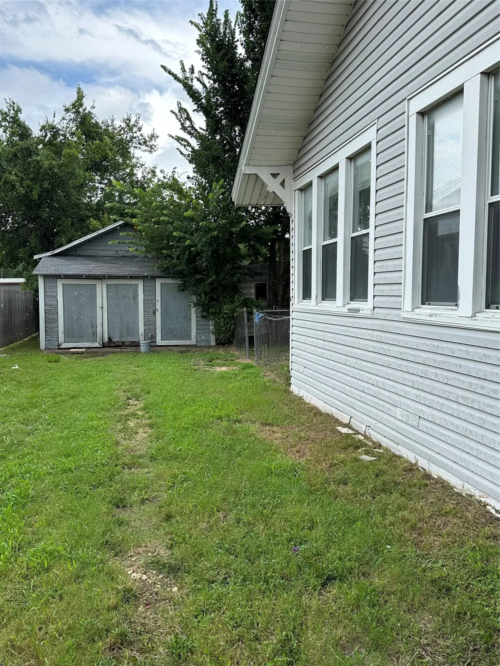 509 Ross Avenue Mexia, TX 76667