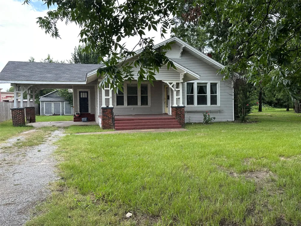 509 Ross Avenue Mexia, TX 76667