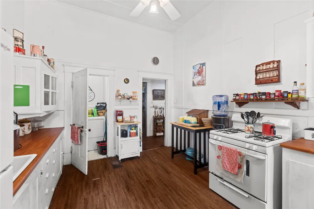 300 Hickory Street Honey Grove, TX 75446
