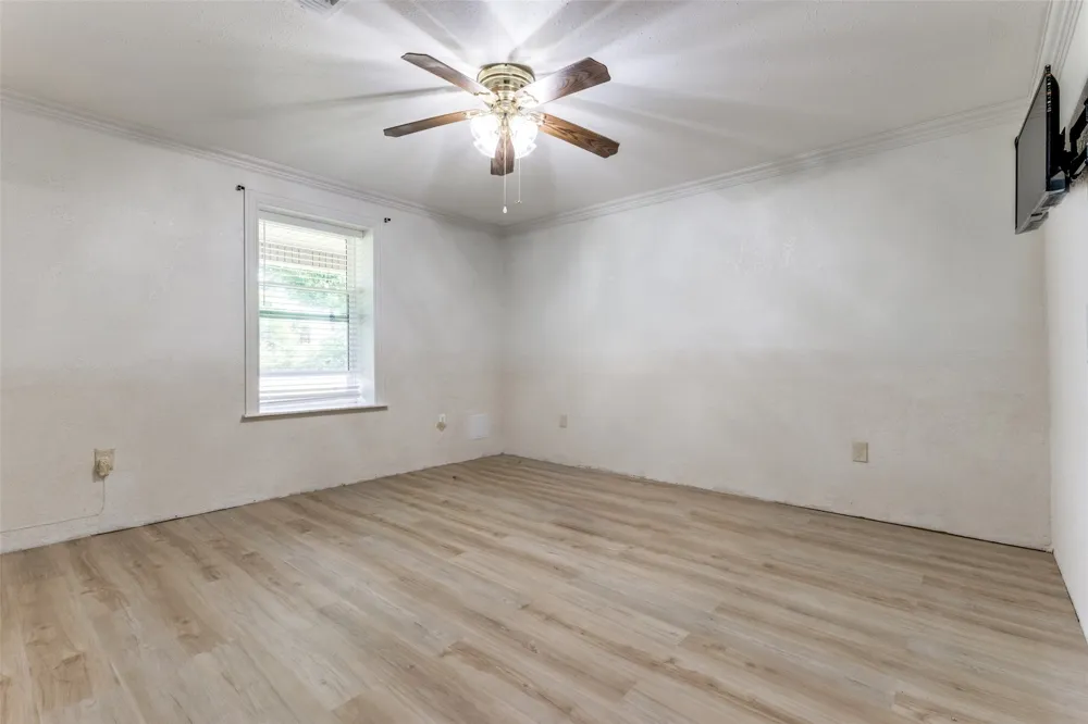 1590 Farm Road 2352 Sumner, TX 75486