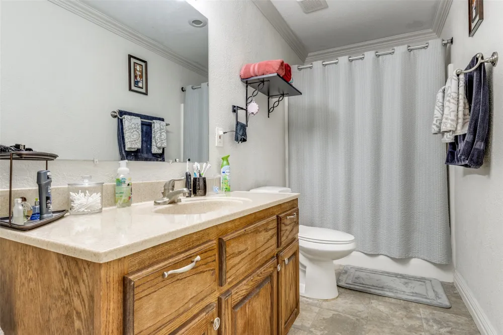 1590 Farm Road 2352 Sumner, TX 75486
