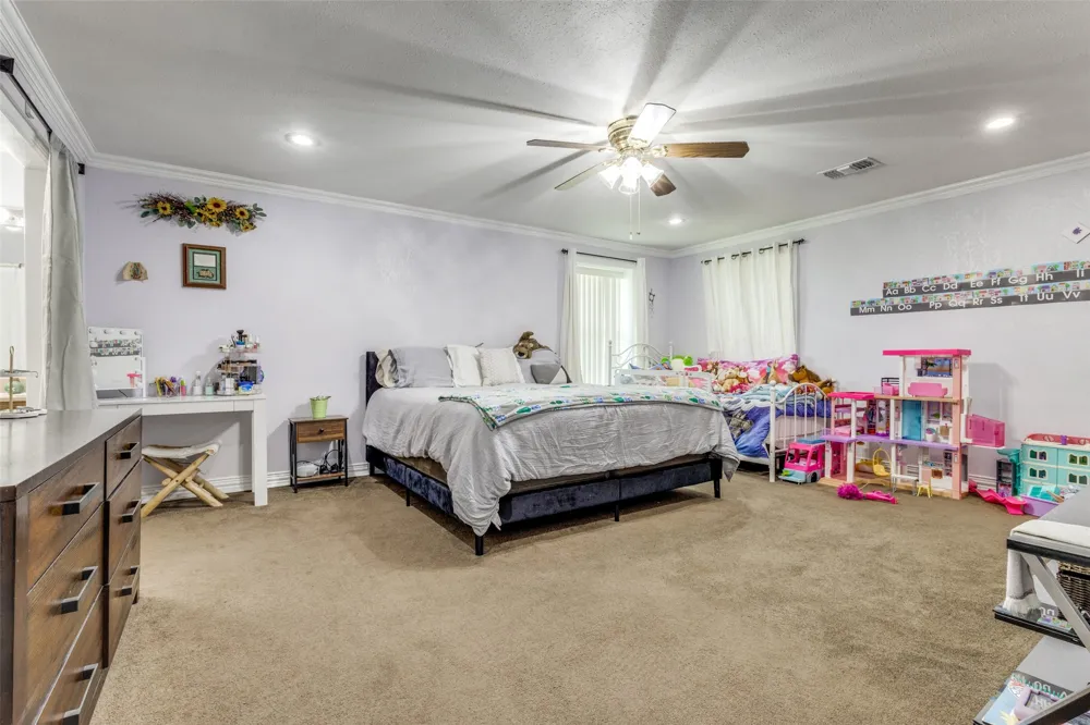 1590 Farm Road 2352 Sumner, TX 75486