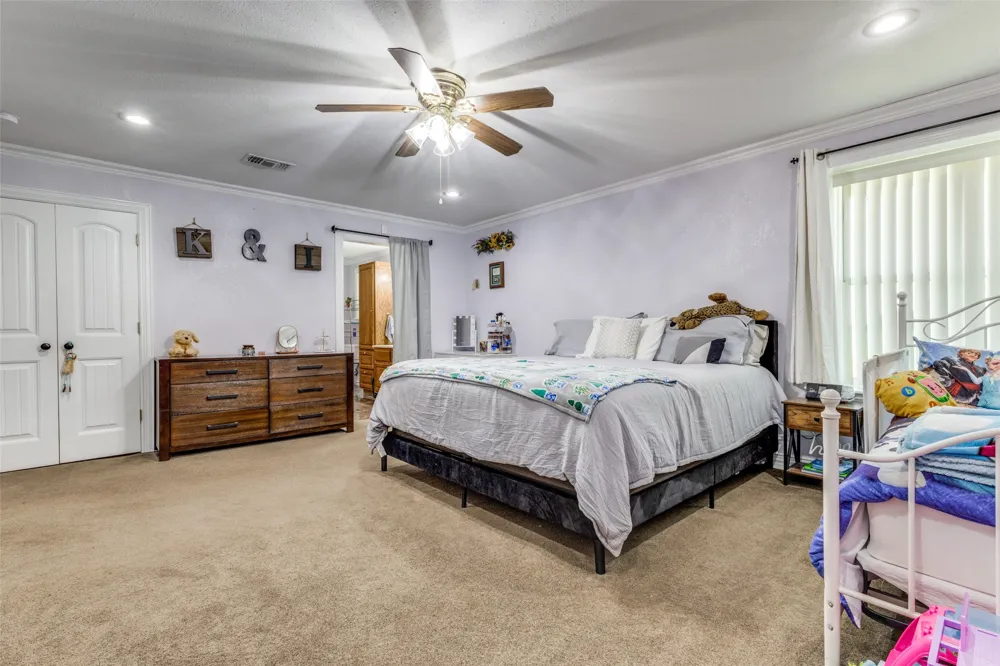 1590 Farm Road 2352 Sumner, TX 75486