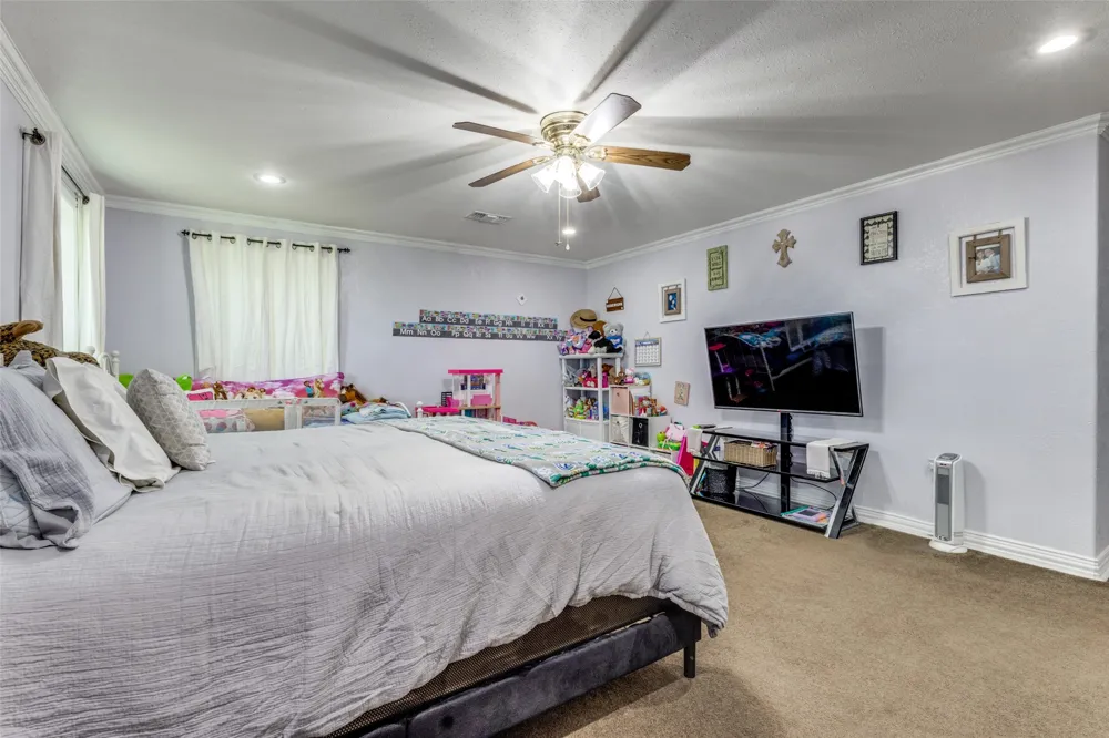 1590 Farm Road 2352 Sumner, TX 75486