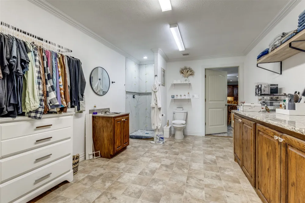 1590 Farm Road 2352 Sumner, TX 75486
