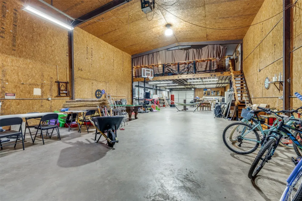 1590 Farm Road 2352 Sumner, TX 75486