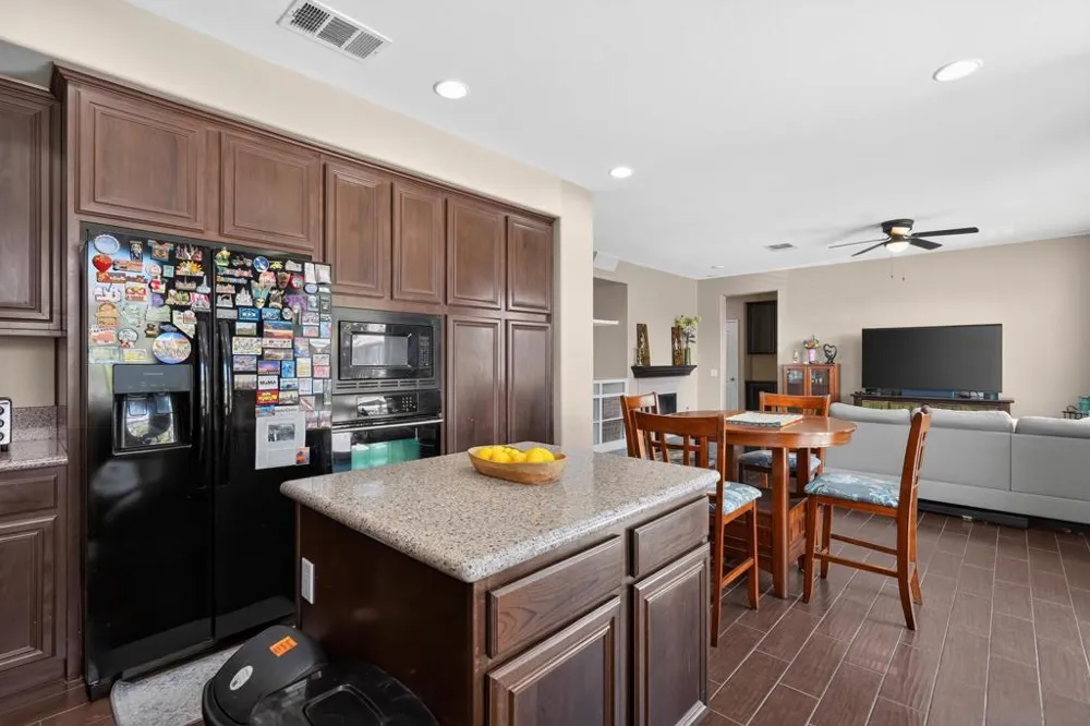 21516 Coral Rock Lane Wildomar, CA 92595