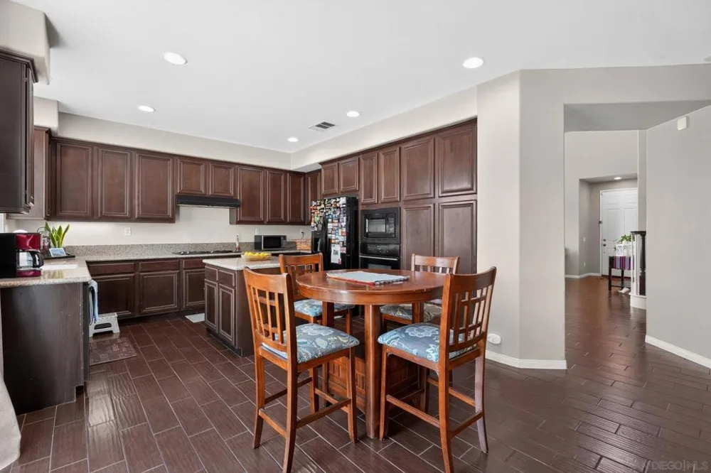 21516 Coral Rock Lane Wildomar, CA 92595