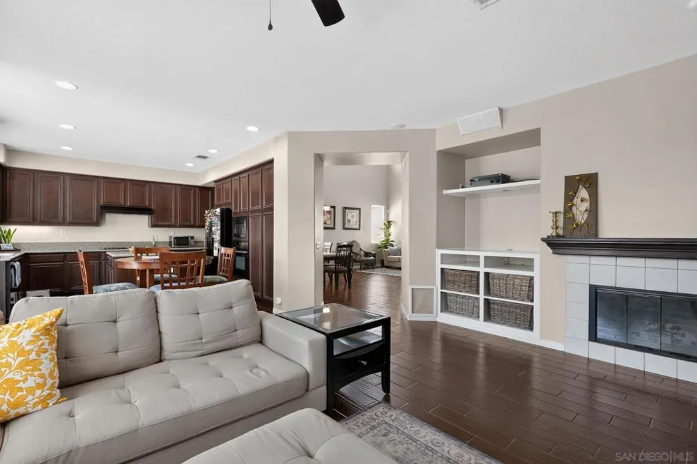 21516 Coral Rock Lane Wildomar, CA 92595