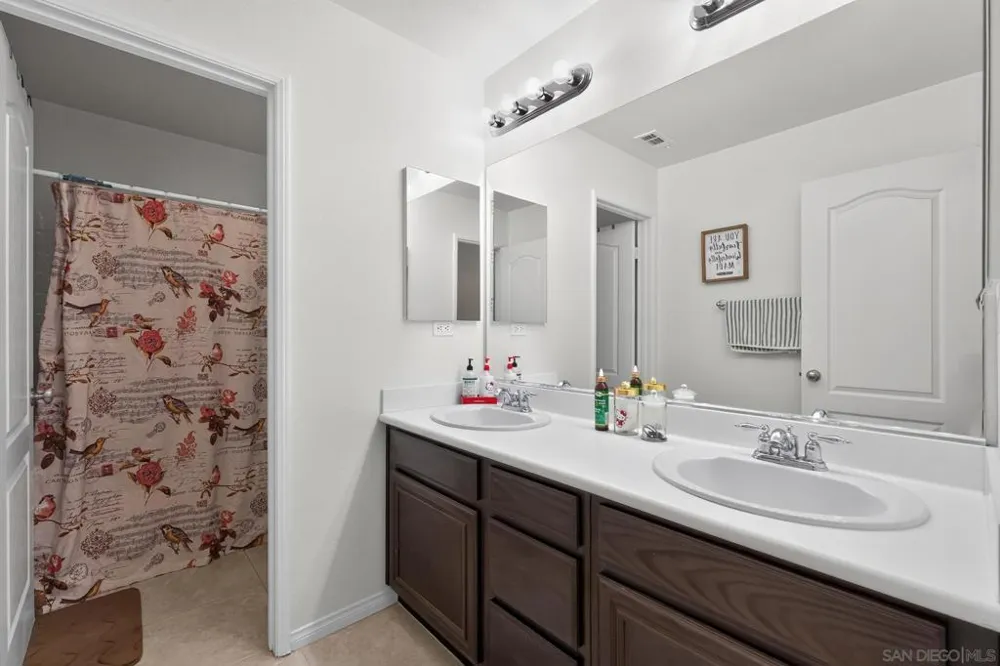 21516 Coral Rock Lane Wildomar, CA 92595