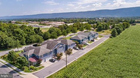 248 PARKSIDE COURT