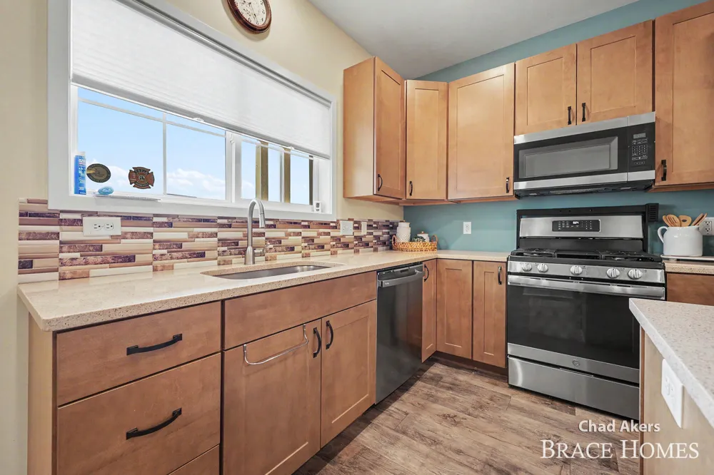 237 Hazelnut Drive Coopersville, MI 49404