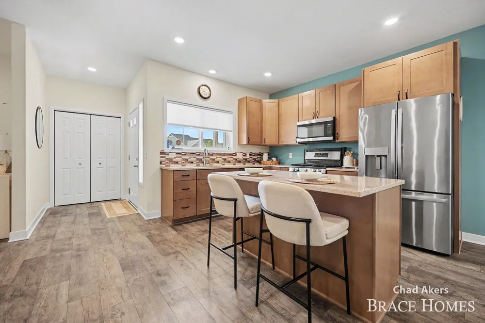 237 Hazelnut Drive Coopersville, MI 49404