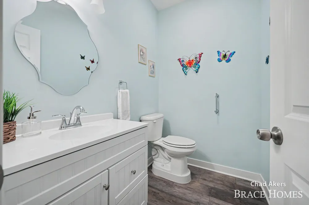 237 Hazelnut Drive Coopersville, MI 49404