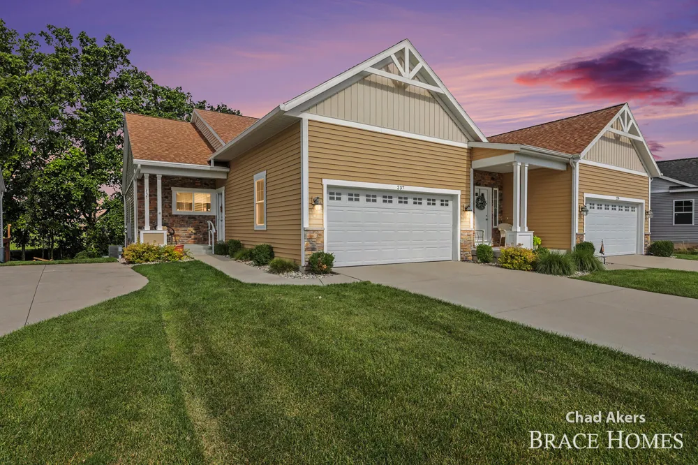 237 Hazelnut Drive Coopersville, MI 49404