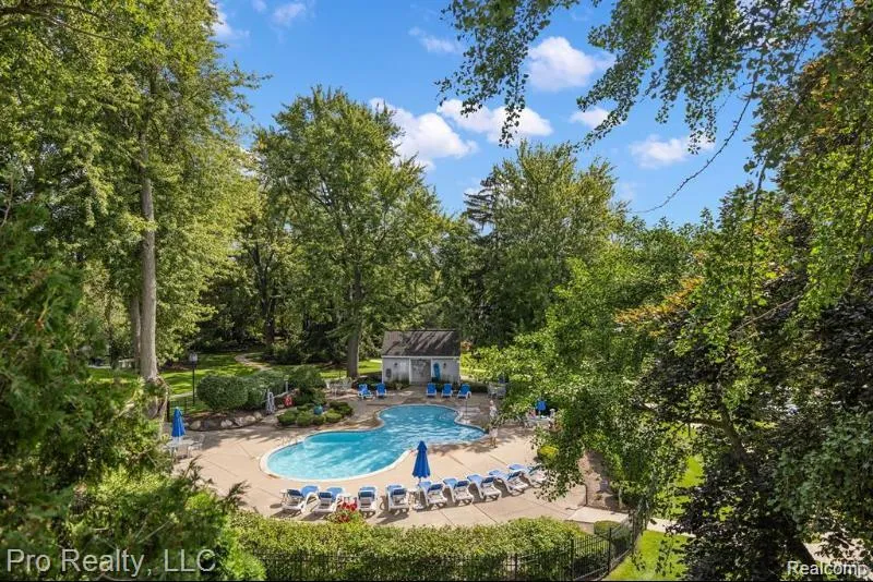 3559 Port Cove Drive Waterford Charter Township, MI 48328