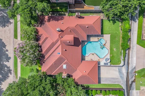 4313 Fannin Drive