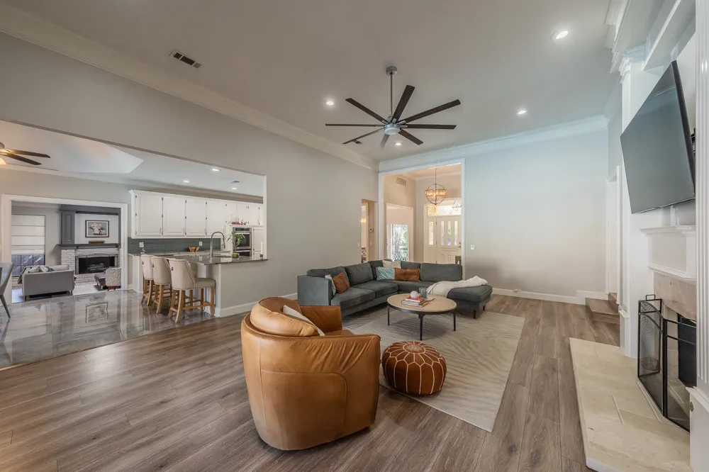 4313 Fannin Drive Irving, TX 75038
