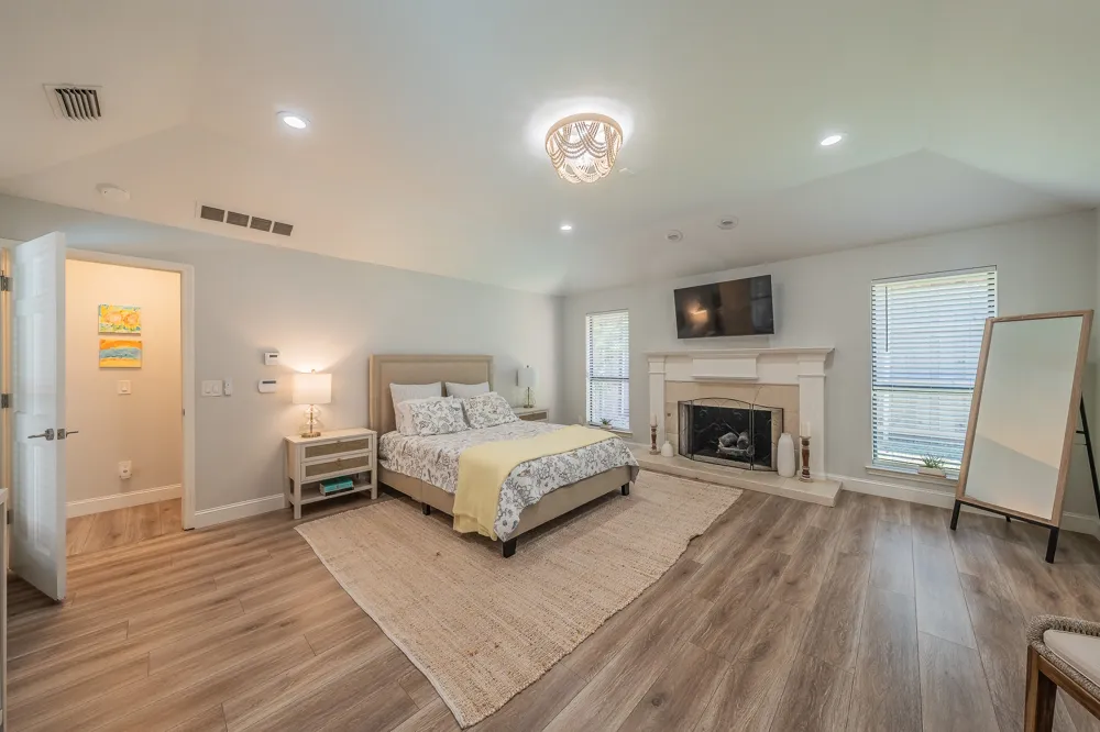 4313 Fannin Drive Irving, TX 75038