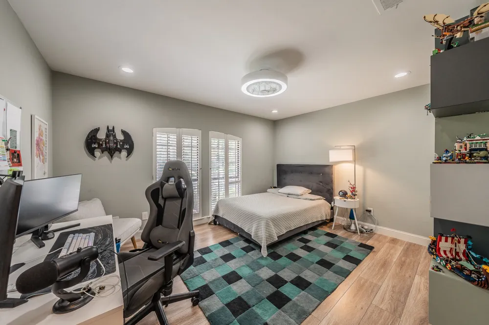 4313 Fannin Drive Irving, TX 75038