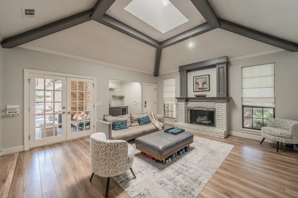 4313 Fannin Drive Irving, TX 75038