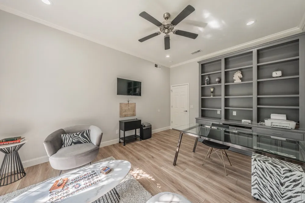 4313 Fannin Drive Irving, TX 75038