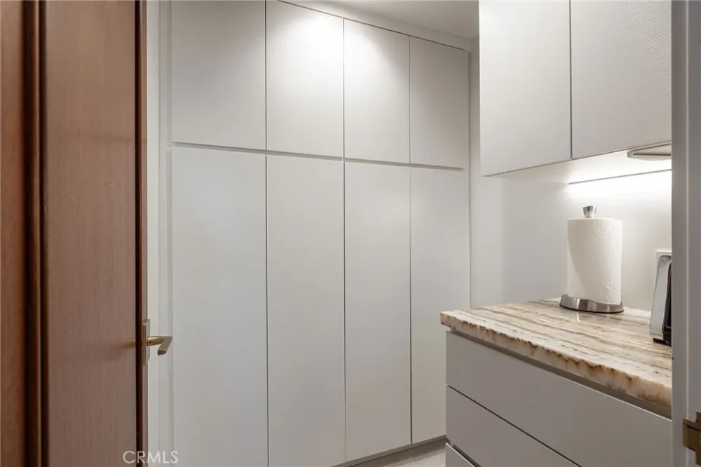 601 Lido Park Drive #4B Newport Beach, CA 92663