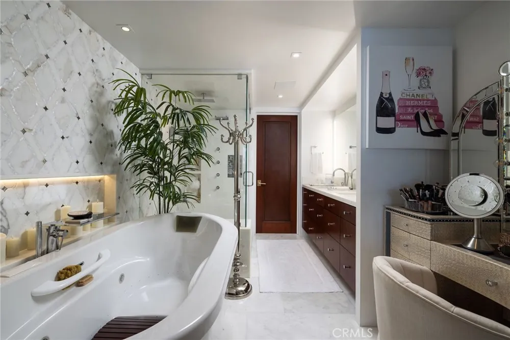 601 Lido Park Drive #4B Newport Beach, CA 92663