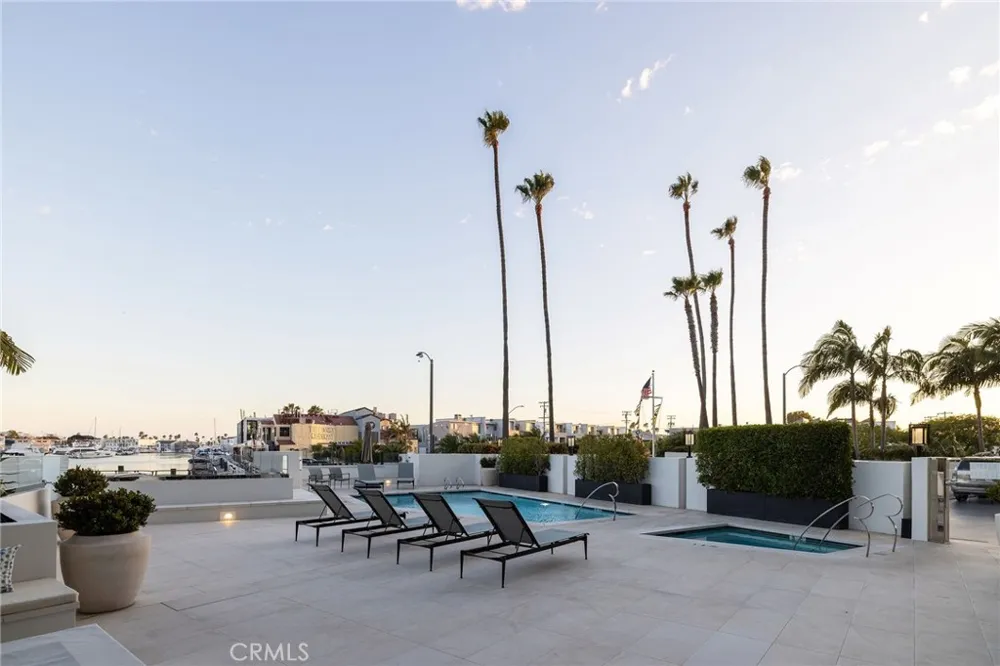 601 Lido Park Drive #4B Newport Beach, CA 92663