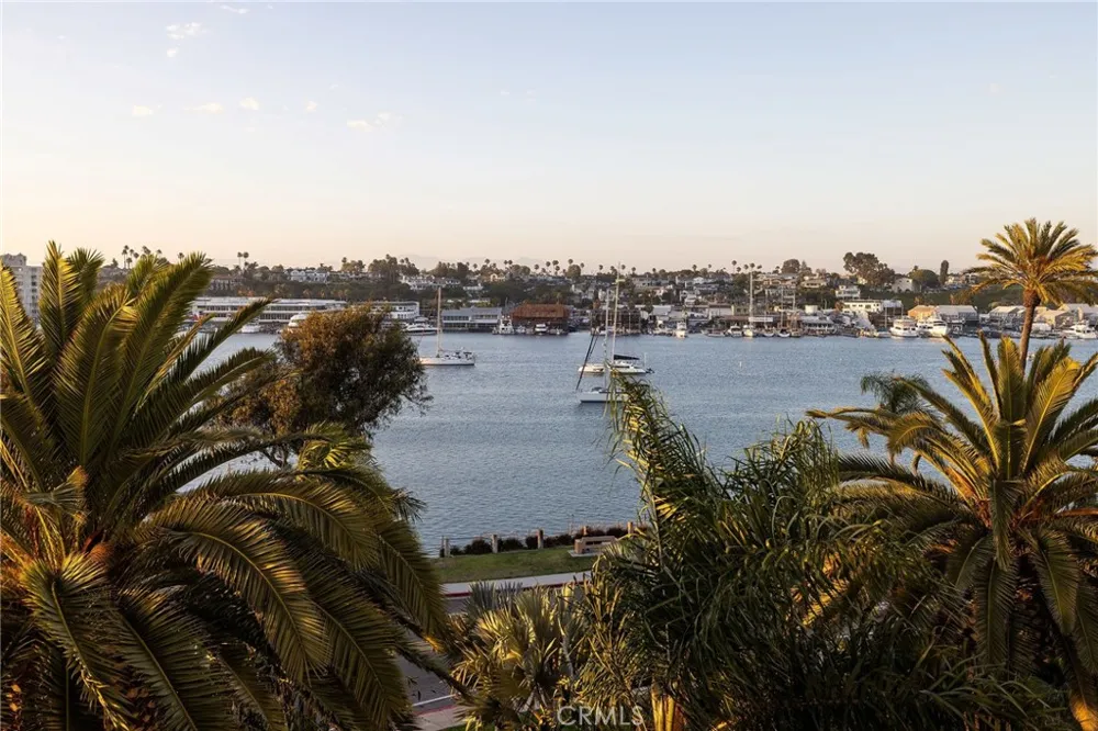 601 Lido Park Drive #4B Newport Beach, CA 92663