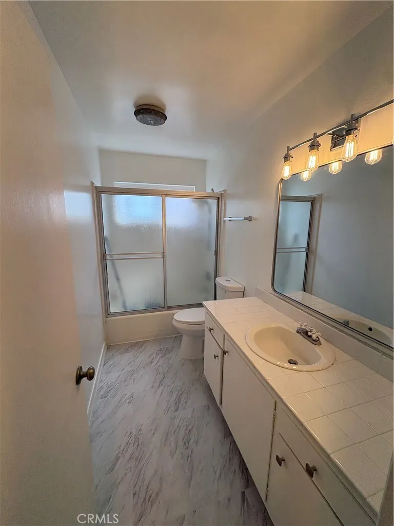 8130 Redlands #10 Playa del Rey, CA 90293