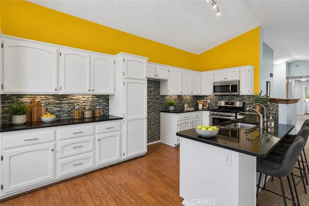16470 Pauhaska Apple Valley, CA 92307
