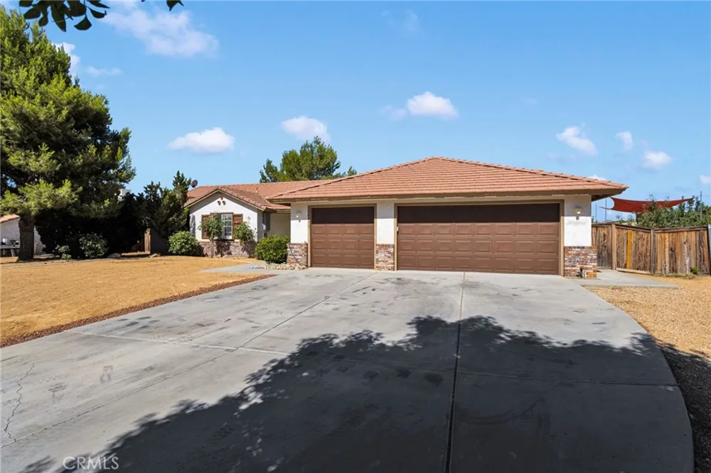 16470 Pauhaska Apple Valley, CA 92307